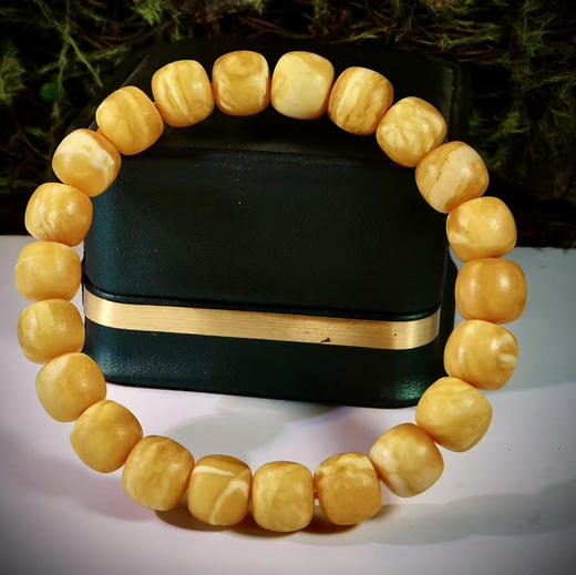 【618年中大促】9.9mm俄料精工花蜡虎皮纹小年份蜜蜡手串，13.15克 商品图4