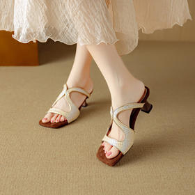 【预售5天】巨软~高级感法式真皮性感，露趾真皮高跟一字凉拖鞋DB&M6377