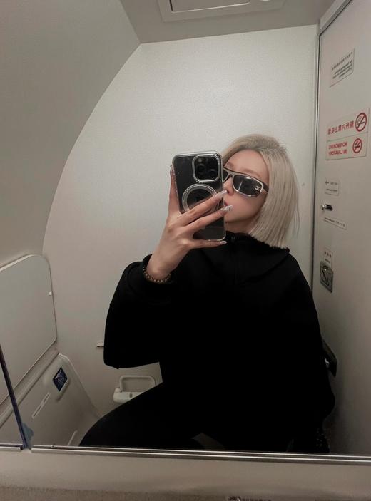 香奈儿 #时尚女款护目镜# 作品型号:A71557.（JH） 商品图2