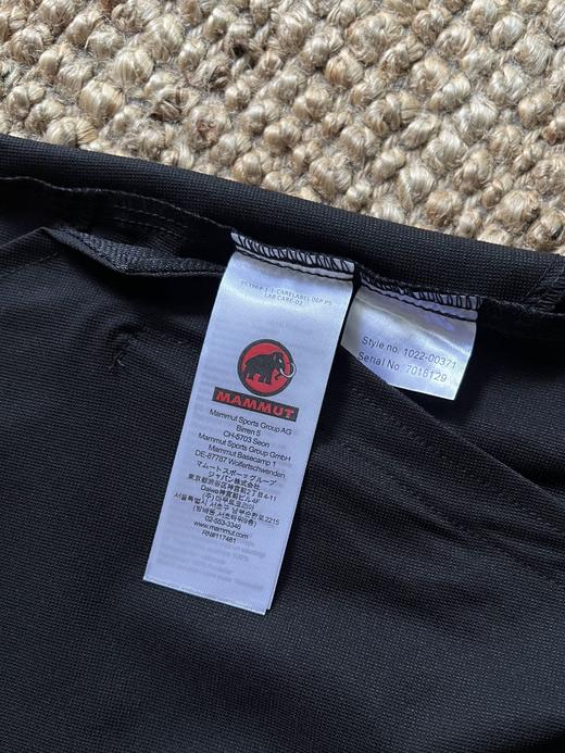 点此购买 猛犸象夏季男士经典红标速干透气户外软壳短裤 md 321188 商品图13