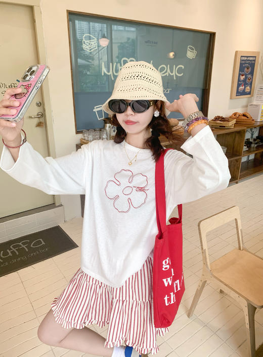 <曾小咸推荐>花朵长袖防晒T恤花边条纹短裙 商品图6