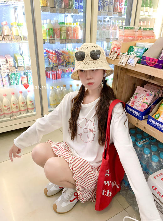 <曾小咸推荐>花朵长袖防晒T恤花边条纹短裙 商品图8