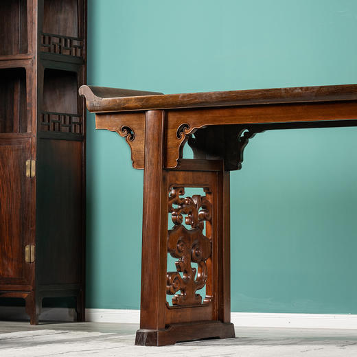 清	红木一块玉透雕灵芝纹大翘头案 商品图3