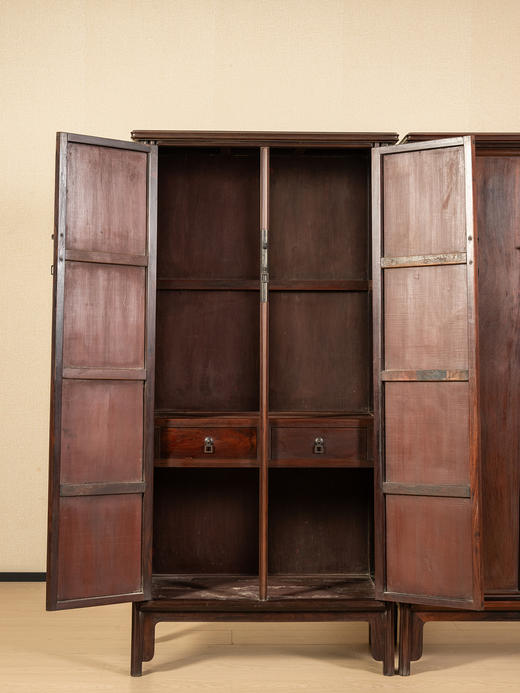 清	红木瓜棱腿独板面圆角柜（一对） 商品图2