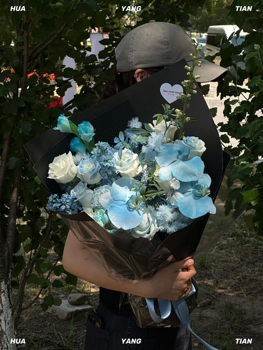 蓝调时光 · 花束 商品图1