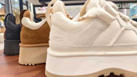2楼UGG2025早秋厚底松糕鞋吊牌价1399 商品图3