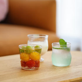 「中国 覃钰玲」 玻璃杯 盘 彩色 夏日清凉感