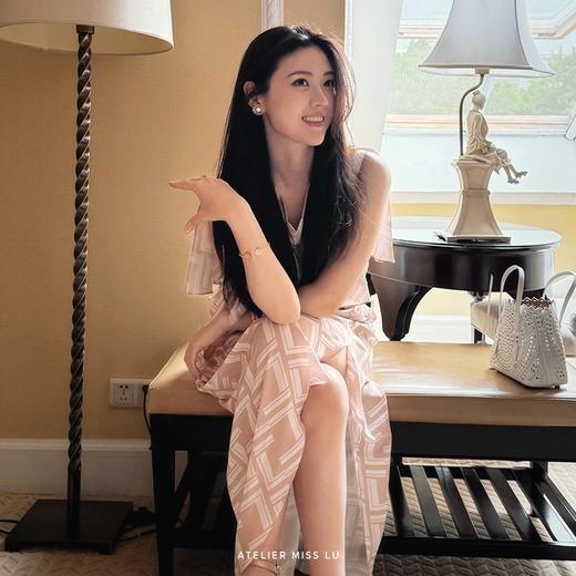 【柔雾仙子】品牌定染字母印花桑蚕丝飘袖立裁连衣裙 商品图2