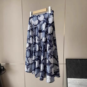 2025新款进口长绒棉45斜裁绣球印花斜裁半身裙女A字！