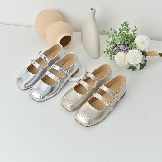 经典鲨2025年秋季新款复古小方头平底时尚气质玛丽珍单鞋女KW178-537051 商品图1