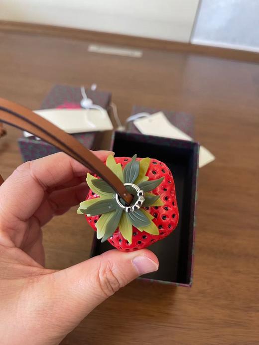 【sssp1】轻奢时尚可爱草莓挂饰！！ 商品图2