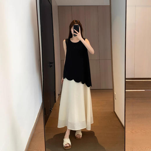 俏皮又贵气 2025天丝醋酸亚麻轻盈飘逸宽松版假两件式背心连衣裙 商品图2