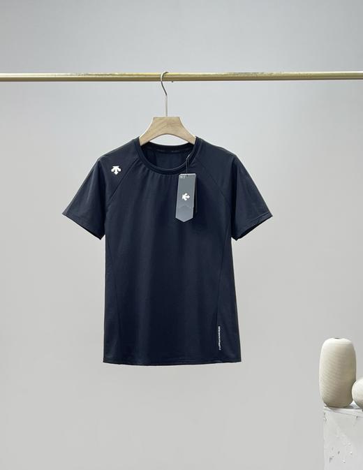 点此购买 迪桑特夏季女款圆领修身短袖T恤 qk 321202 商品图5