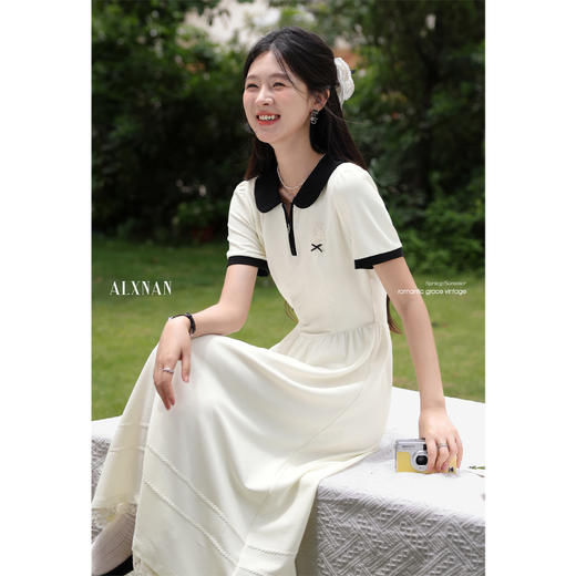 鹿向南「茉香风浅」翻领杏色短袖连衣裙夏新款时尚拼色气质长裙女 商品图4