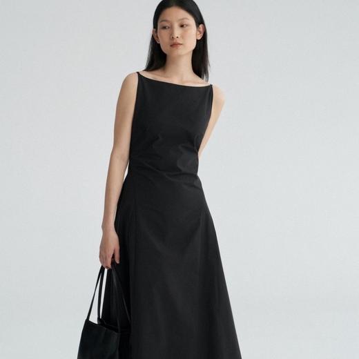 【朗奴华菲LONGNVFAIR一字肩法式连衣裙】面料具有弹力 自带气场优雅复古 收腰大摆连衣裙 商品图3