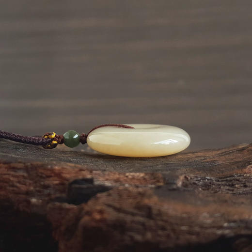 【天然正品】天然藕粉平安扣造型和田玉（吉祥、如意）吊坠项链30.2*30.2*7.6MM（皆取最大值）中性款现售价：580特价！130625XY03 商品图2