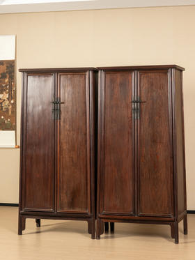 清	红木瓜棱腿独板面圆角柜（一对）