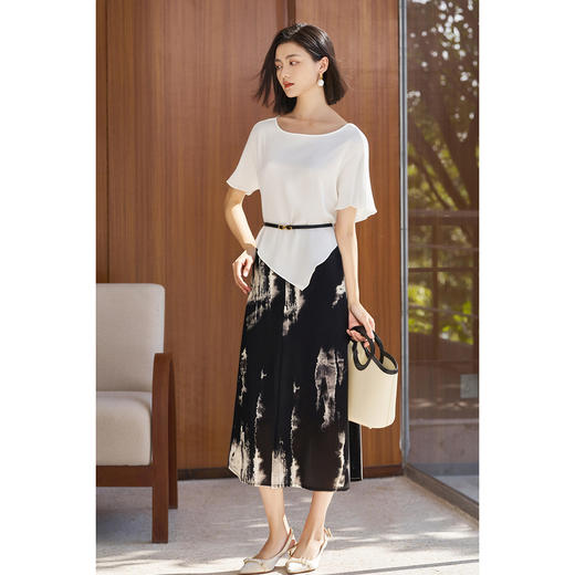 剩M 【休闲套装】2025夏季时尚桑蚕纯色T恤水墨印花A字半裙3742 商品图4