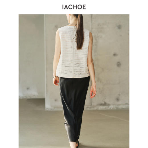 棉仓3631503006-IACHOE肌理背心 商品图4