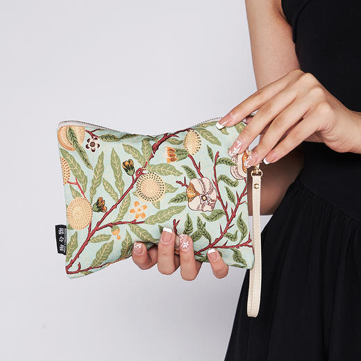 V&A 博物馆 工艺美术系列 石榴收纳包 草莓小偷收纳包 玫瑰收纳包 商品图3