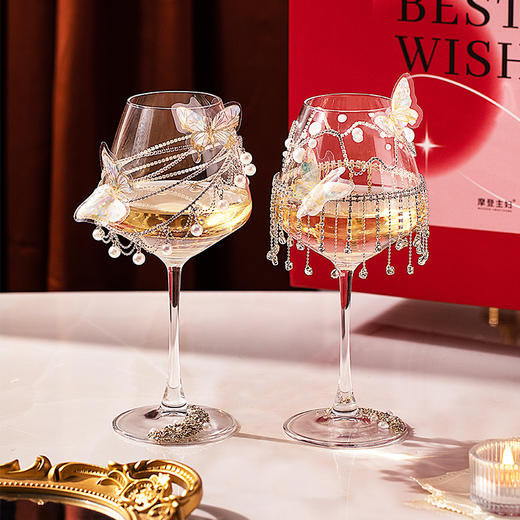 摩登主妇红酒杯高脚杯结婚一对送新娘敬酒杯新婚订婚礼物乔迁杯子 商品图0