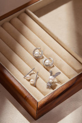 【618特惠套装】珀光浮匣珍珠耳钉胸针三件套，拍下不退不换！