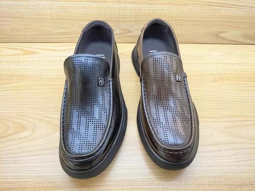 2024夏季新款豪行真皮男鞋14229007商务休闲简约舒适冲孔透气凉鞋 商品图3