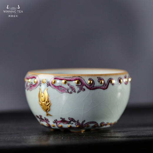 问鼎汝瓷鼎峰系列天青蛇首战鼓杯（描金梵红蛇纹） 商品图4
