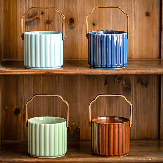 【直把竖纹提篮】陶瓷复古手提果盘家用零食糖果盒精致高端轻奢坚果水果篮点心盘子 商品图4