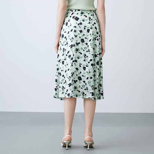 EITIE爱特爱夏季新款时尚高腰a字显瘦法式通勤印花半身裙7806509 商品图4