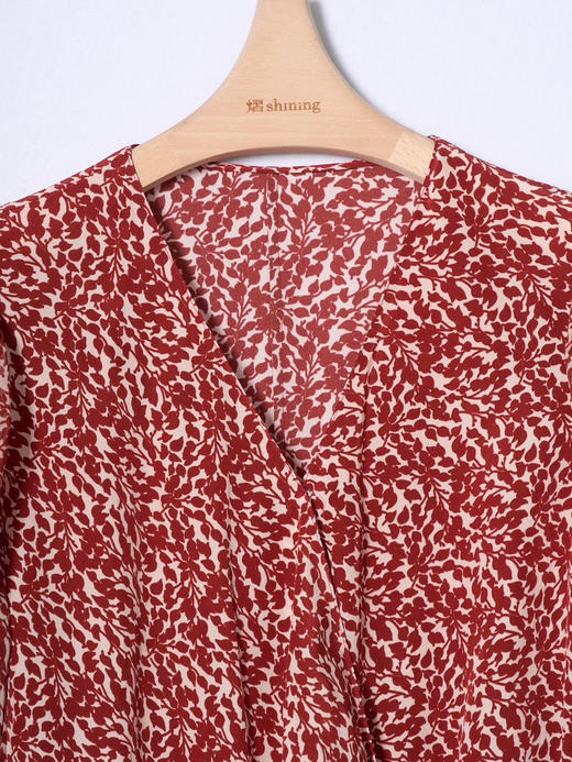 女士V领短袖真丝连衣裙 商品图1