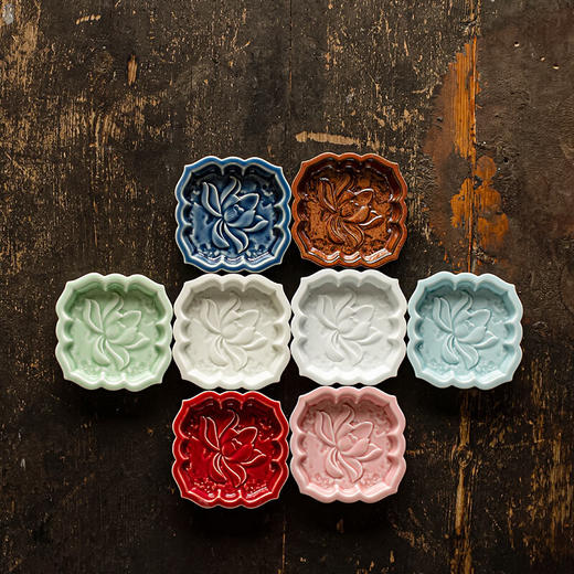 【莲瓣荷花小蝶】中式复古禅意茶点盘陶瓷精致小号点心盘零食盘家用果碟托盘 商品图2