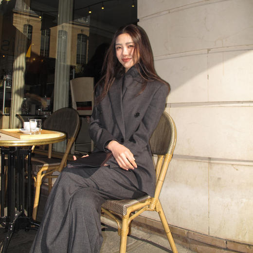 ROMI STUDIO 头层牛皮革黑色极简软皮磁扣长方形手拿包RWBLP31542 商品图2