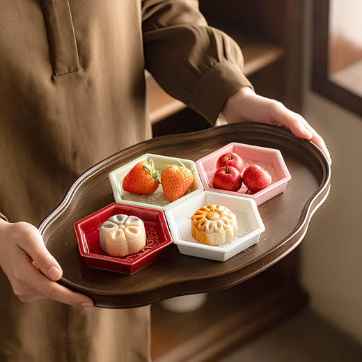 【六角牡丹小碟】中式陶瓷果盘茶点糕点盘家用点心盘喜饼盘喜糖盘订婚台摆盘干果碟 商品图2