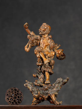 清	楠木瘿铁拐李人物摆件