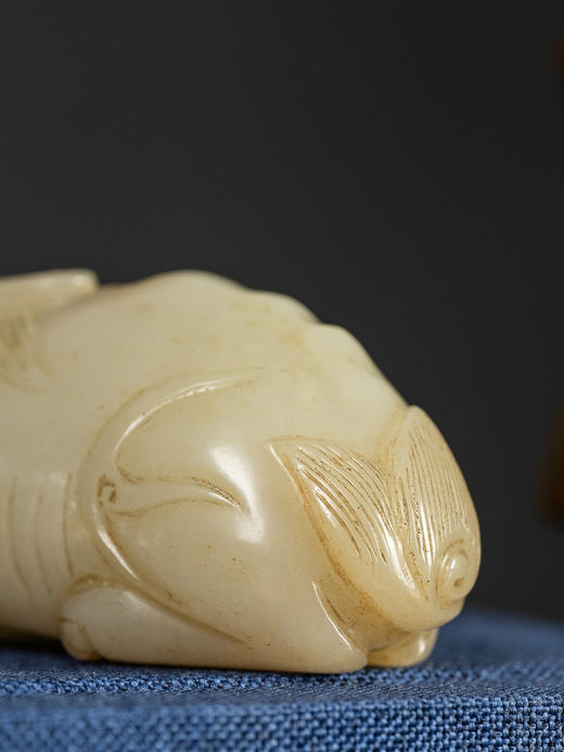 清	玉雕瑞兽挂饰 商品图3