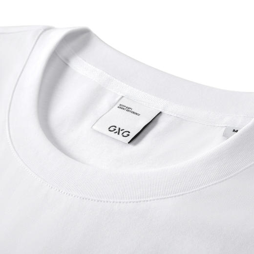 GXG男装 双色精致绣花休闲宽松圆领短袖T恤男生上衣 24年夏季热卖 商品图3