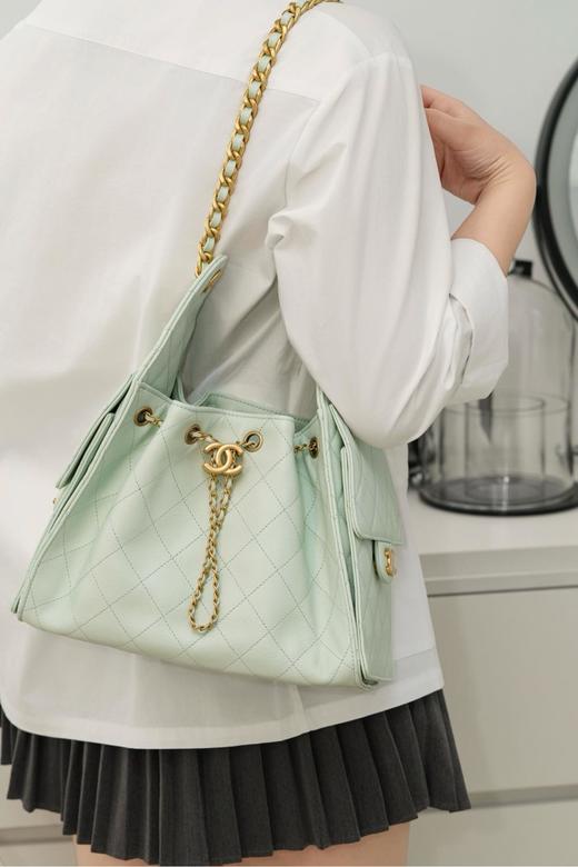 香奈儿25s smaII hobo 抽绳水桶包（HH） 商品图12