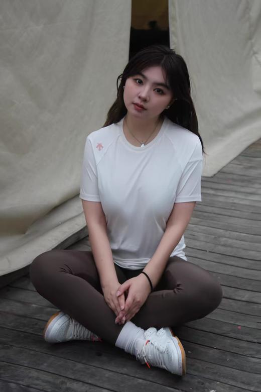 点此购买 迪桑特夏季女款圆领修身短袖T恤 qk 321202 商品图12