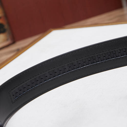 SHERIDAN喜来登男士自动扣真皮皮带NL240353S 商品图6