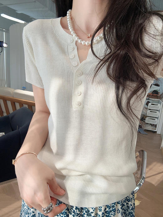 真丝羊毛！瘦瘦针织T！2025单排扣半开襟细坑条圆领短袖女夏新款！ 商品图5