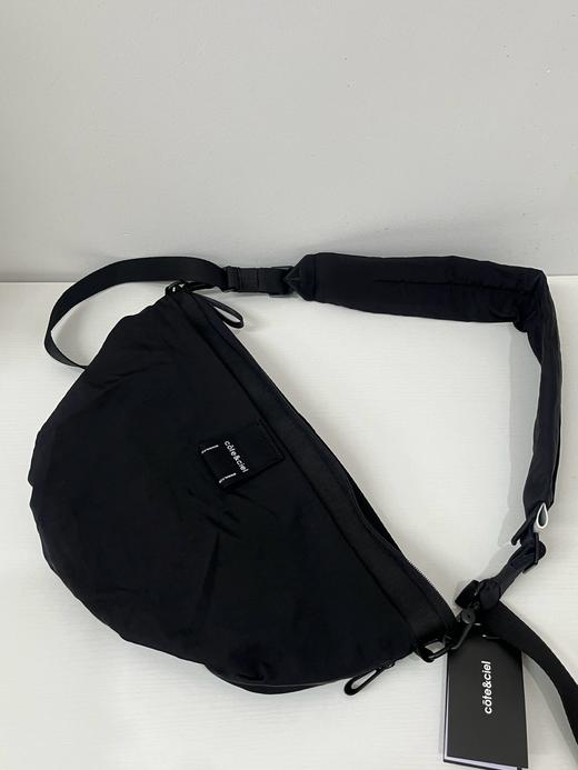 要品质原单的来！男女可用： côte&ciel个性斜挎休闲包 商品图6