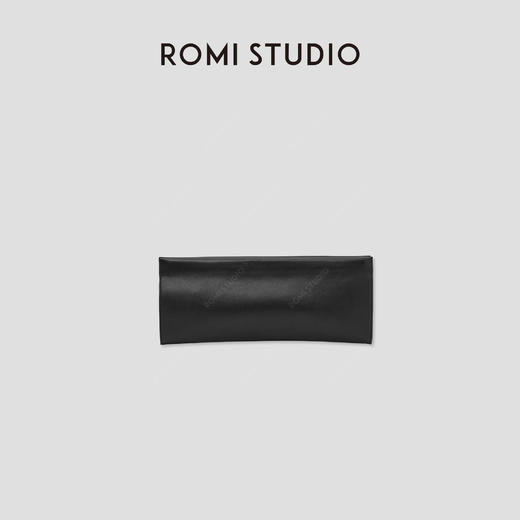 ROMI STUDIO 头层牛皮革黑色极简软皮磁扣长方形手拿包RWBLP31542 商品图4
