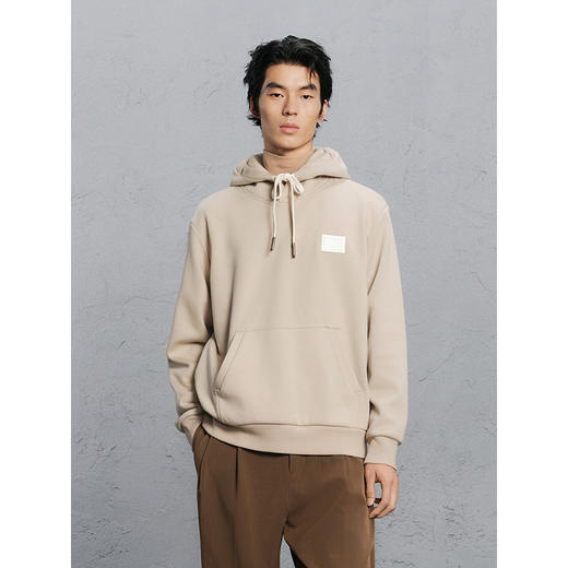 GXG男装 卡其色胸前皮标通勤卫衣 24冬季热卖G24X314035 商品图4