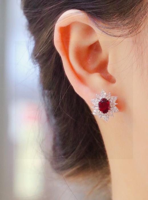 2.3ct刻面红宝石耳钉 商品图3