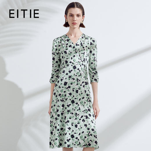 EITIE爱特爱夏季新款优雅法式V领收腰气质中袖印花连衣裙7807529 商品图0