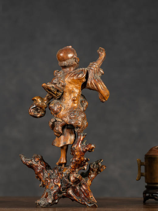 清	楠木瘿铁拐李人物摆件 商品图3