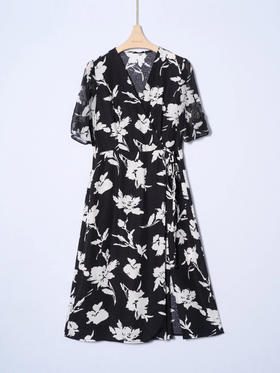 女士V领短袖真丝连衣裙