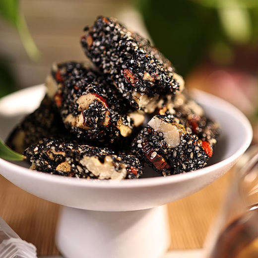 【云南逐南味 四物糕】四季常伴 真材实料 携带方便 老少皆宜 营养丰富 好吃不上火 商品图3