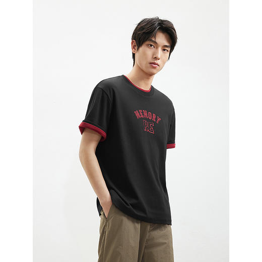 2025年春季GXG热卖创意刺绣潮流简约百搭圆领短袖T恤男 商品图3